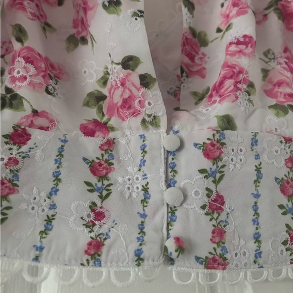 Altar’d State Crop Floral Blouse NWT - Picture 6 of 6